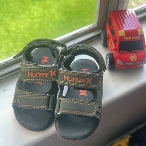 Hurley Black Sporty Sandals with Adjustable Straps
